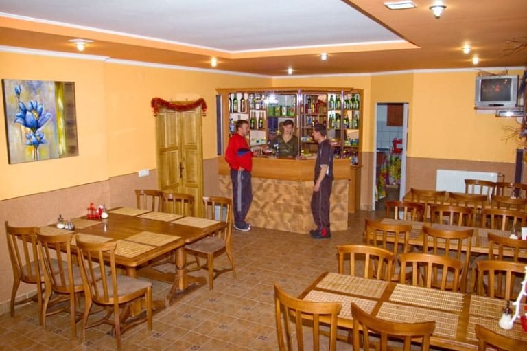 Robert Hotel Драгобрат