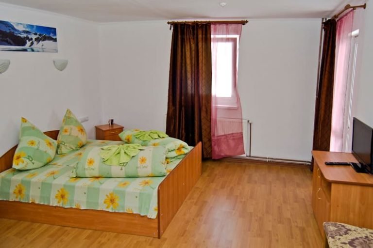 Robert Hotel Драгобрат