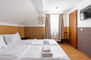 Robert Hotel Драгобрат